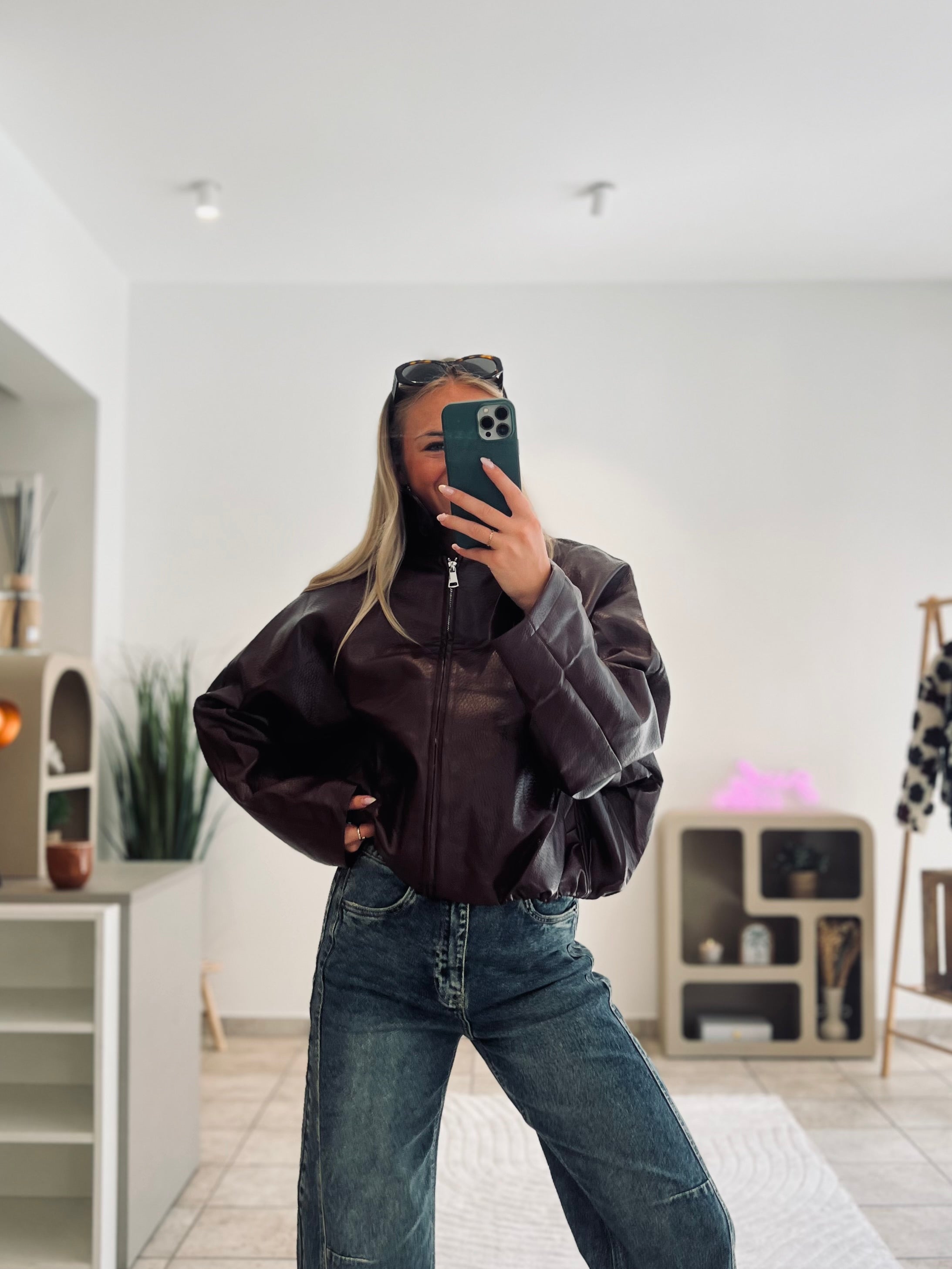 LA VESTE INES