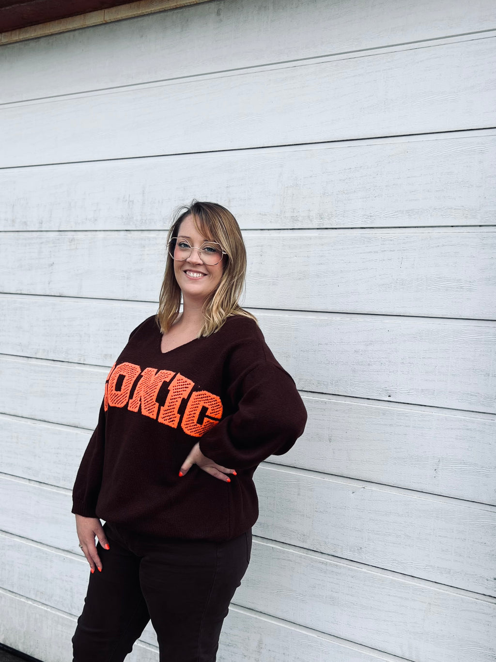 Notre pull « ICONIC » marron