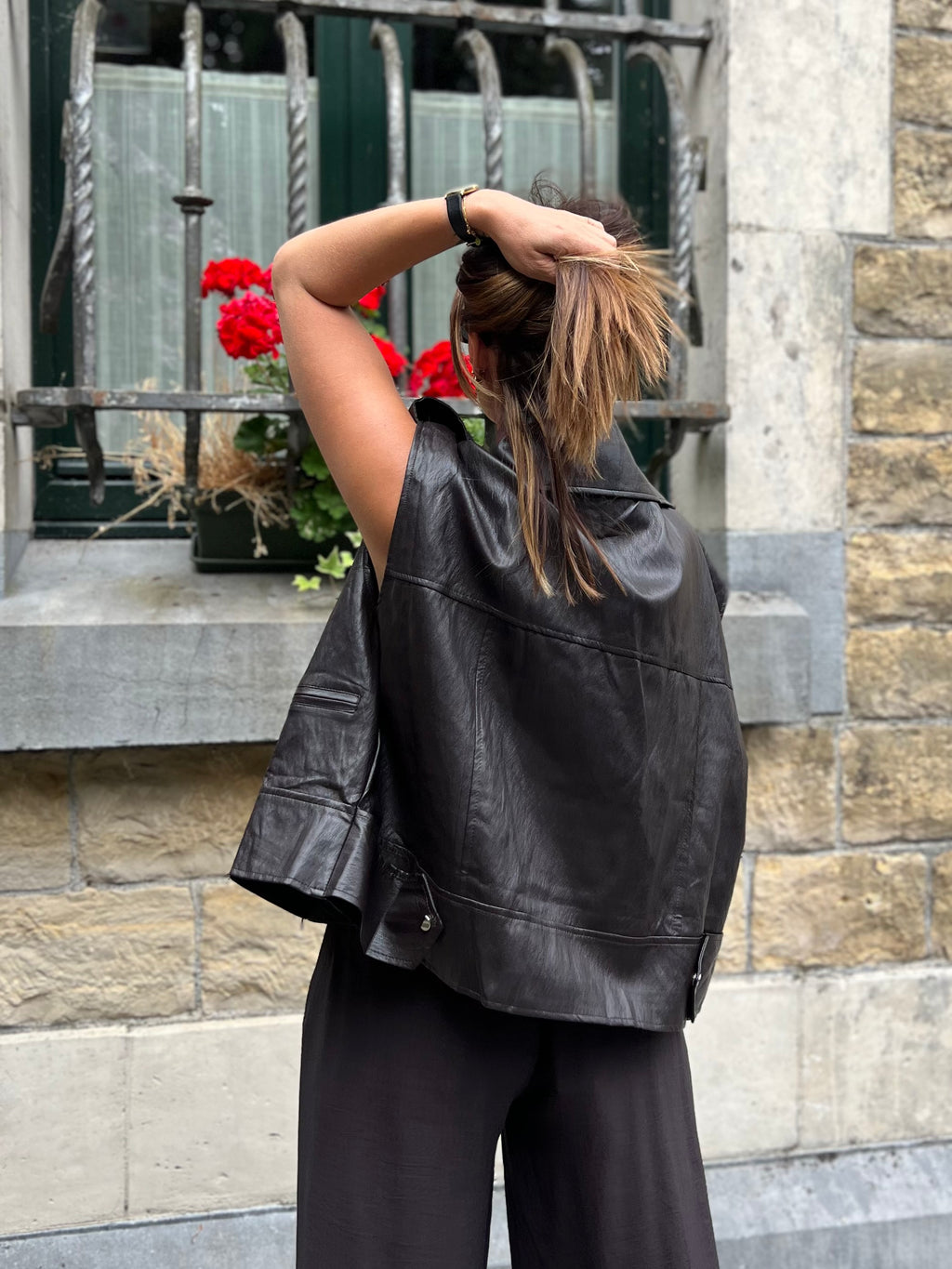 LA VESTE OVERSIZE SIMILI