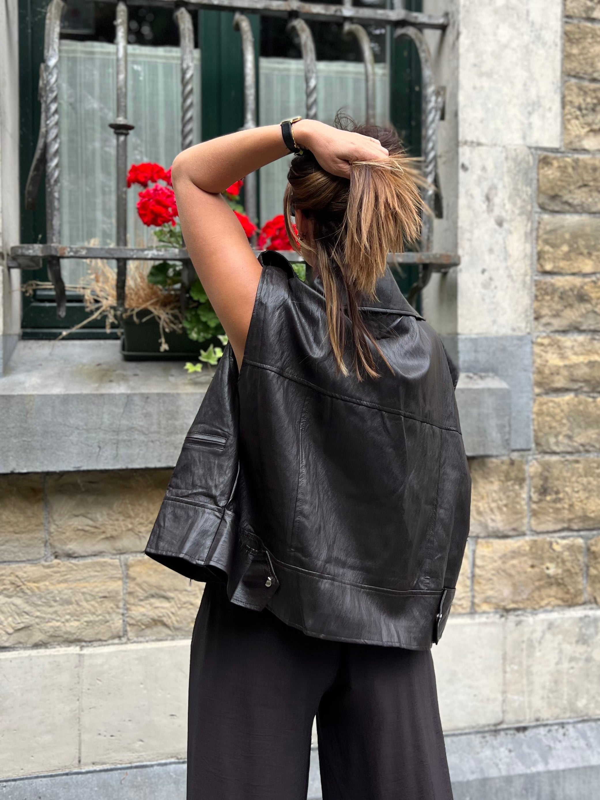 LA VESTE OVERSIZE SIMILI