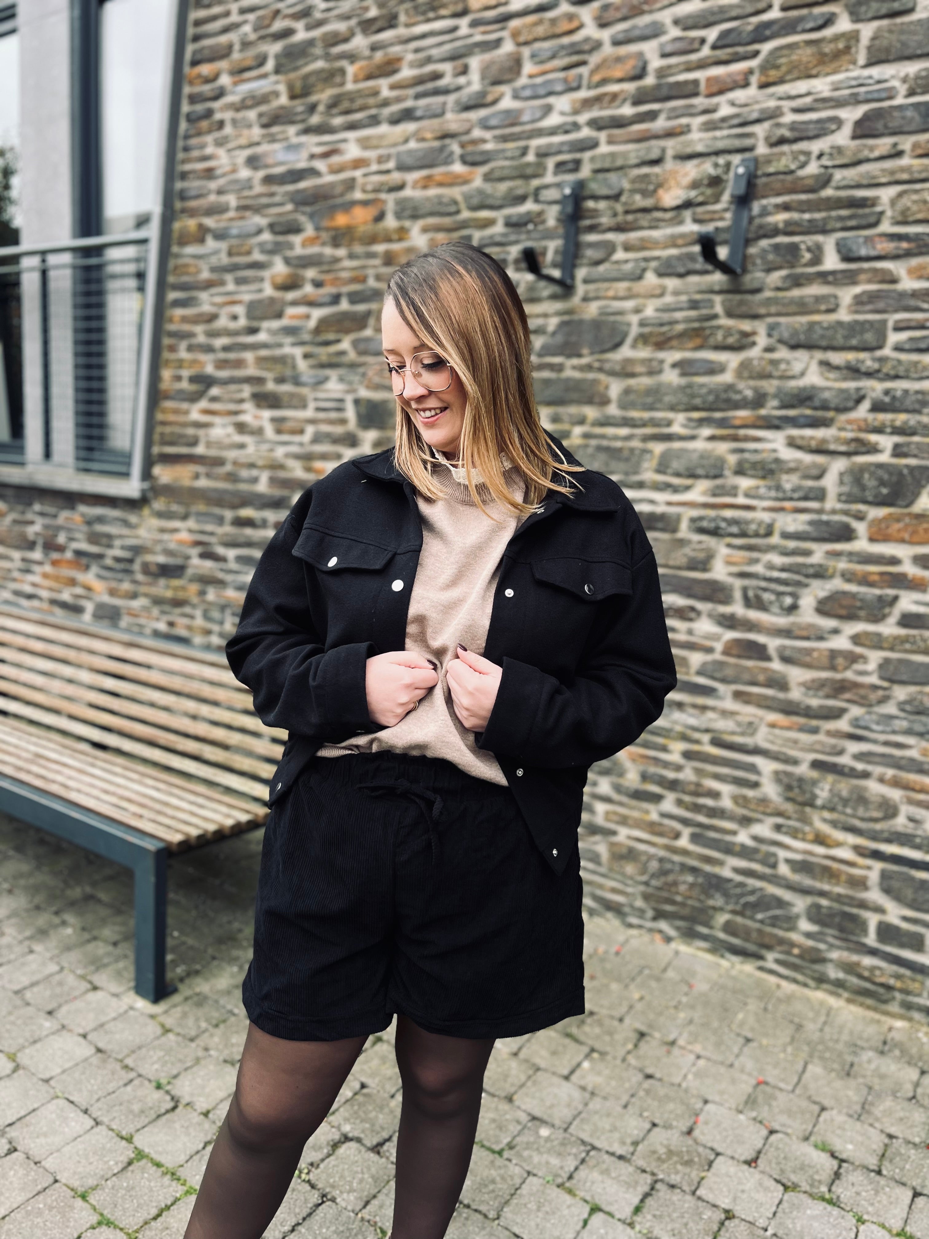 Notre veste VERA noire