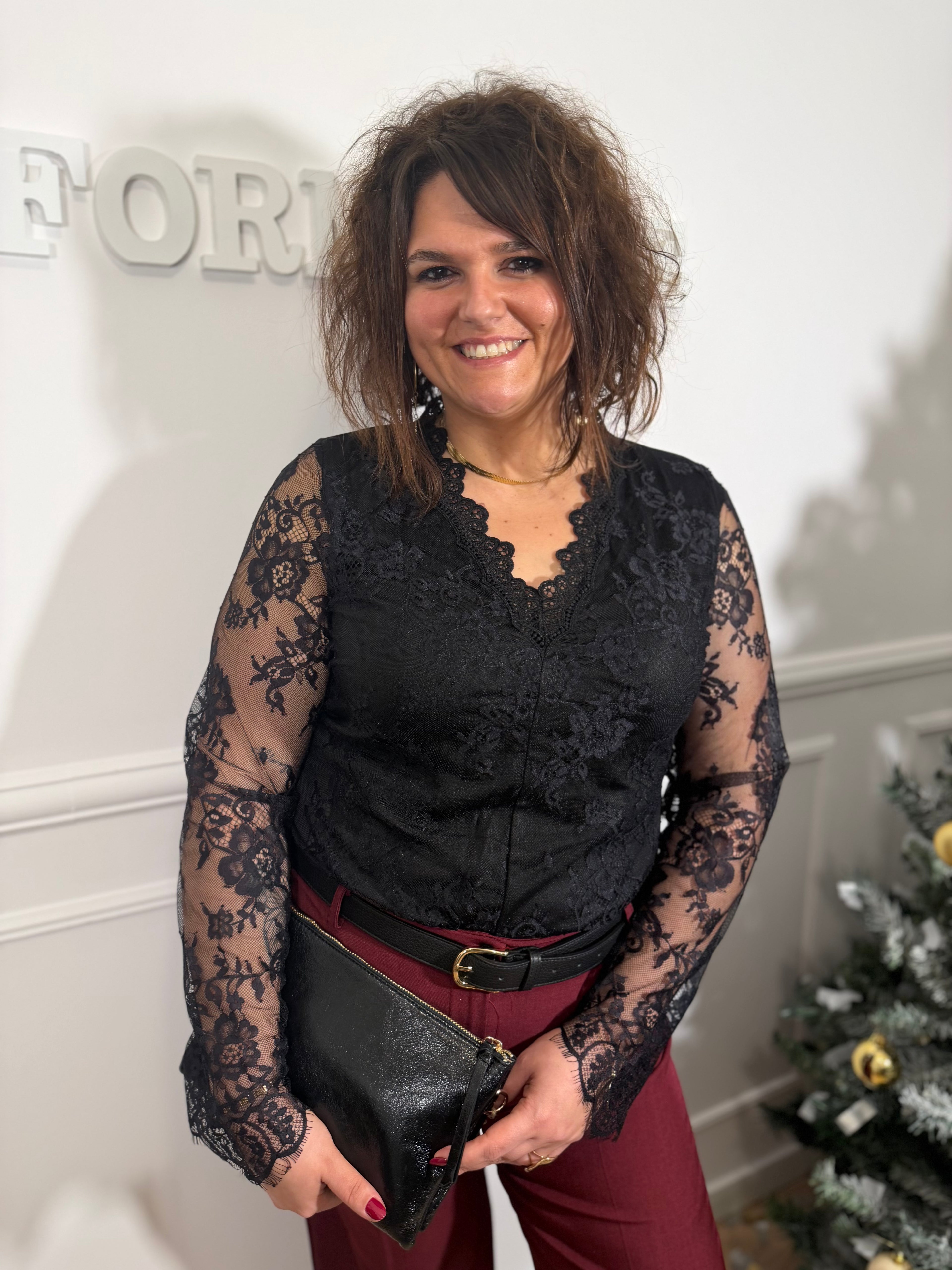 Notre haut OLENA noir