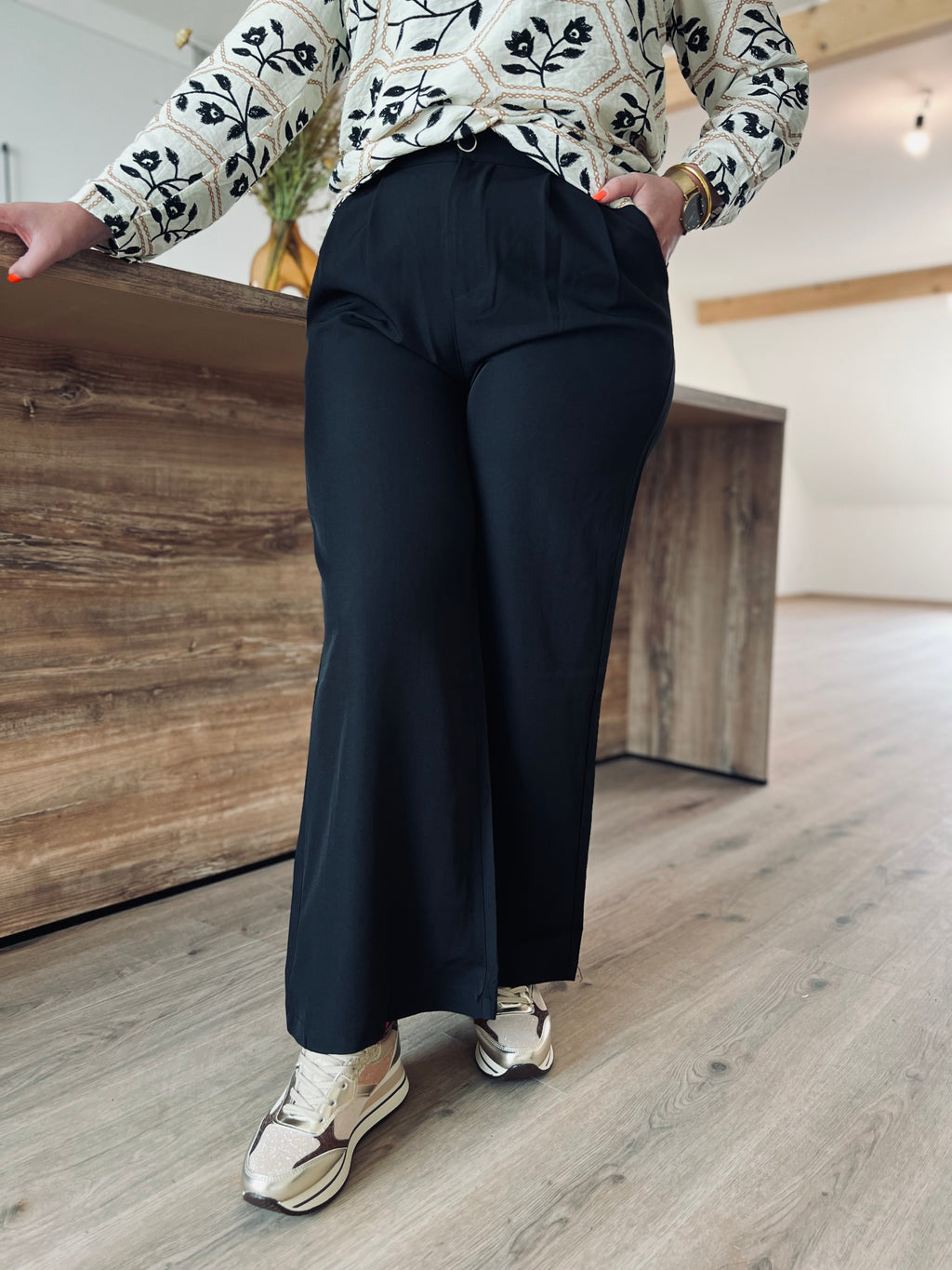 Notre pantalon MILAN noir