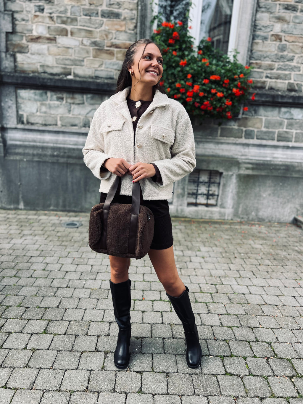 Notre veste TEDDY YAEL écrue