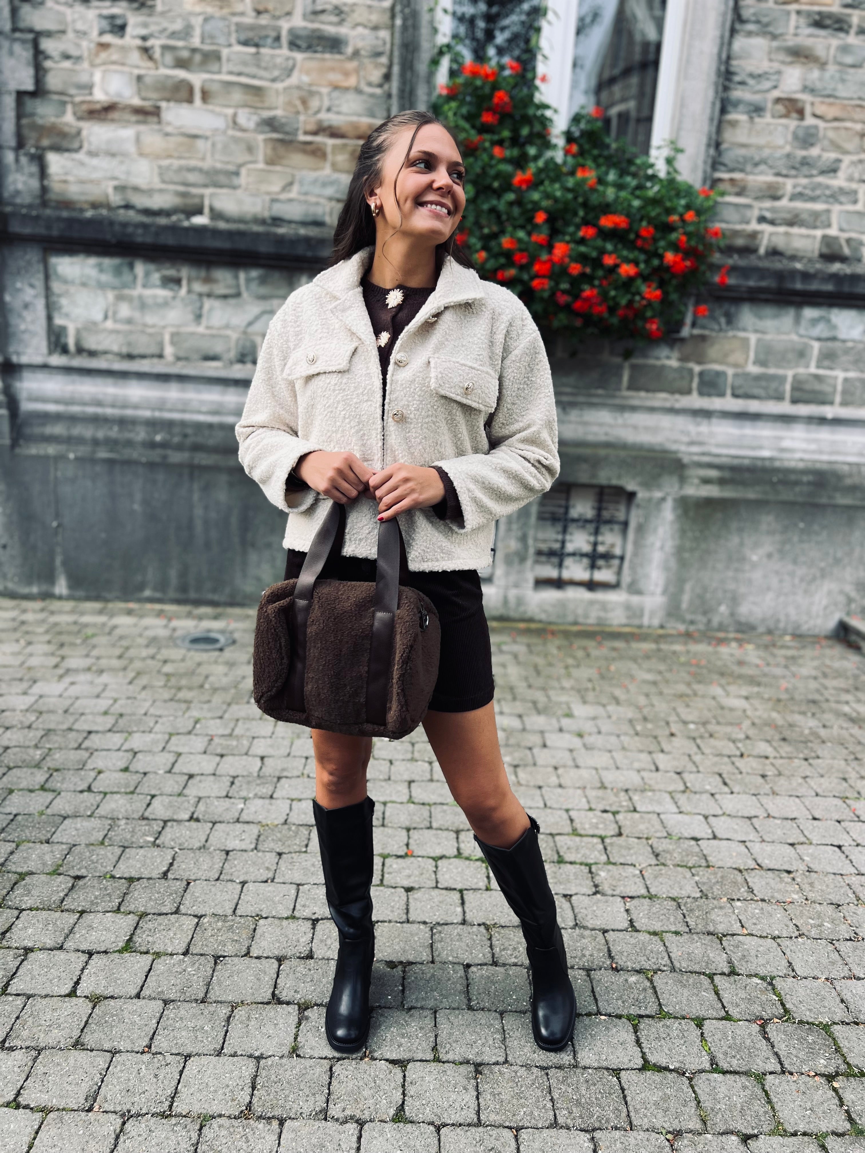 Notre veste TEDDY YAEL écrue