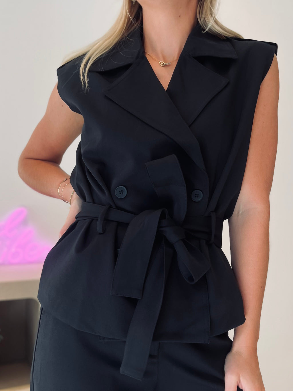 LE HAUT TRENCH JUDE