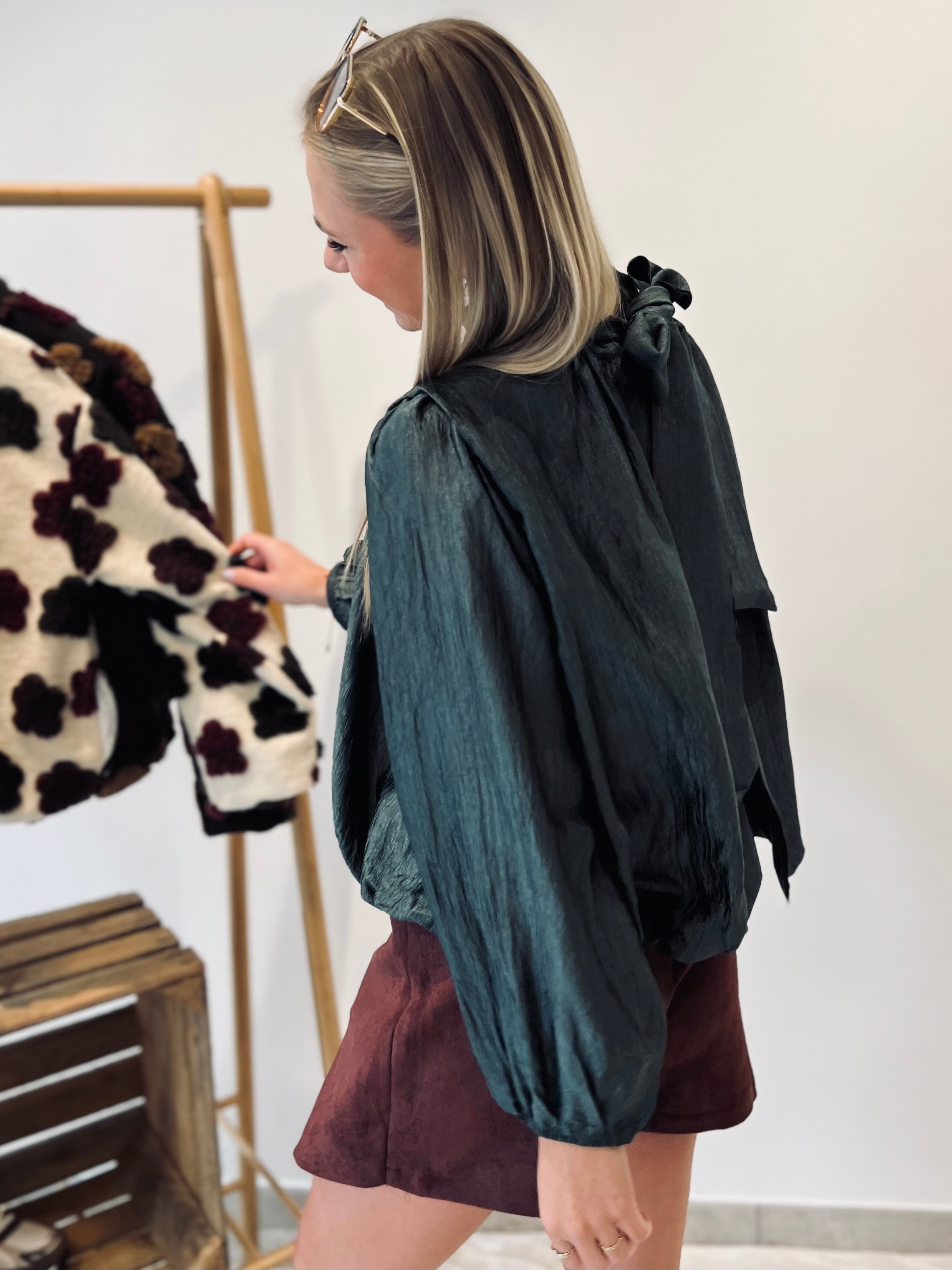 LA BLOUSE ADÈLE