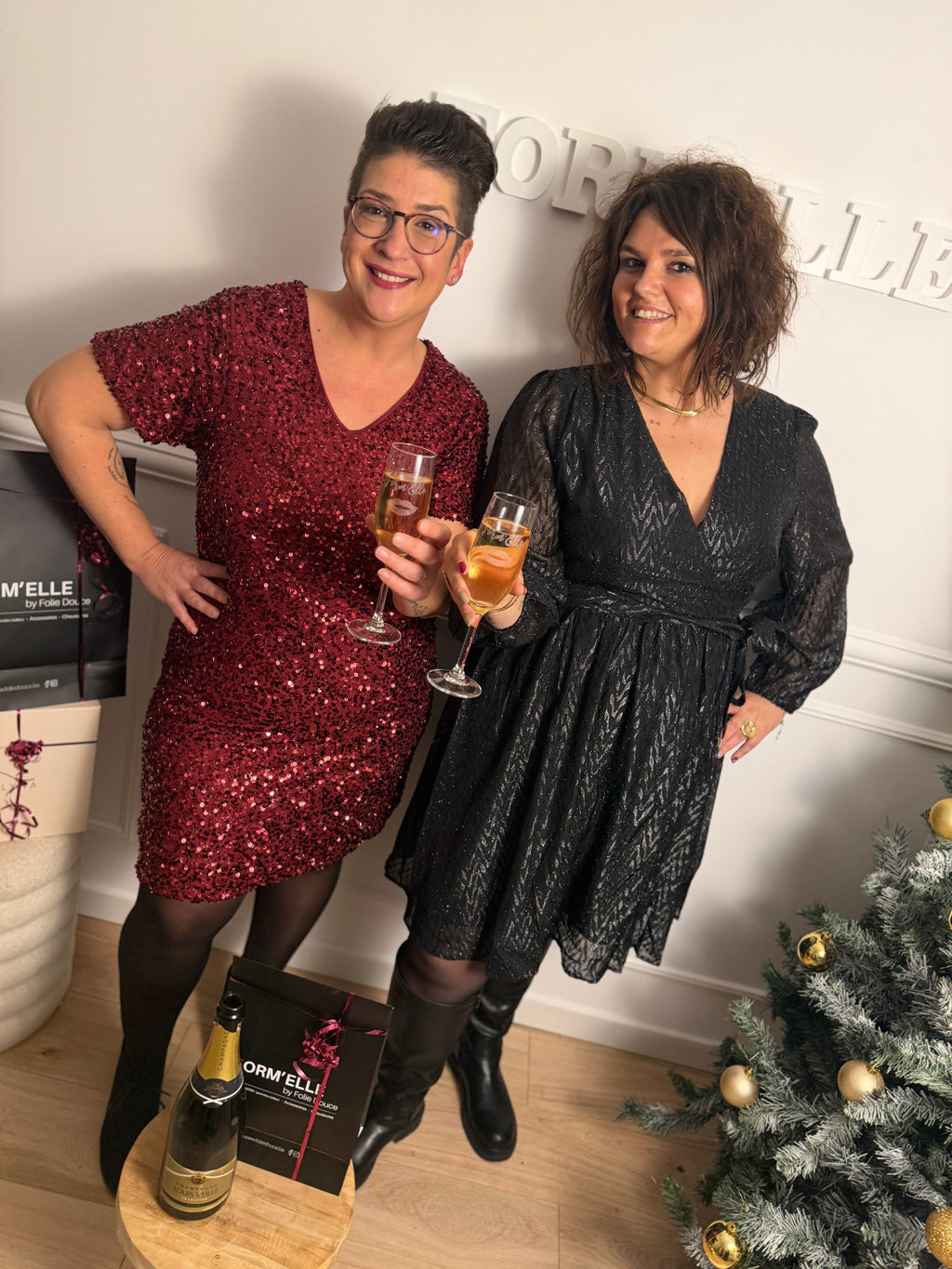 Notre robe courte SOLAL noire