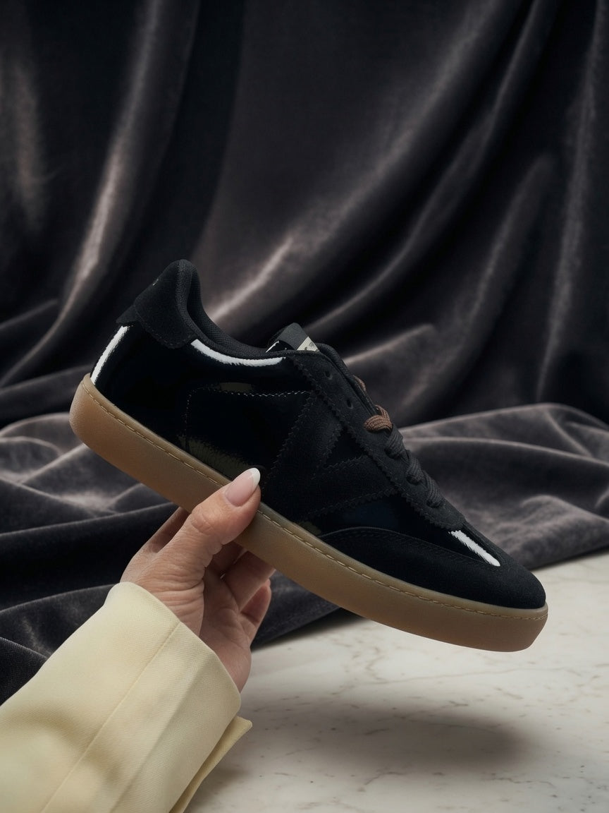 LES VICTORIA BLACK