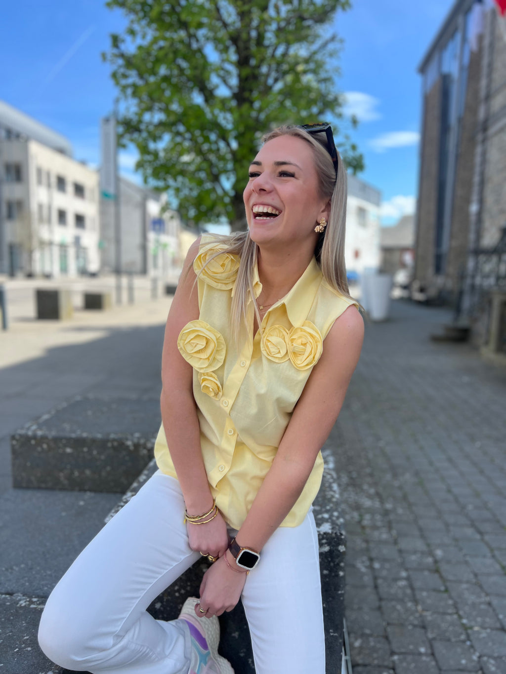 LA BLOUSE LAUREYA