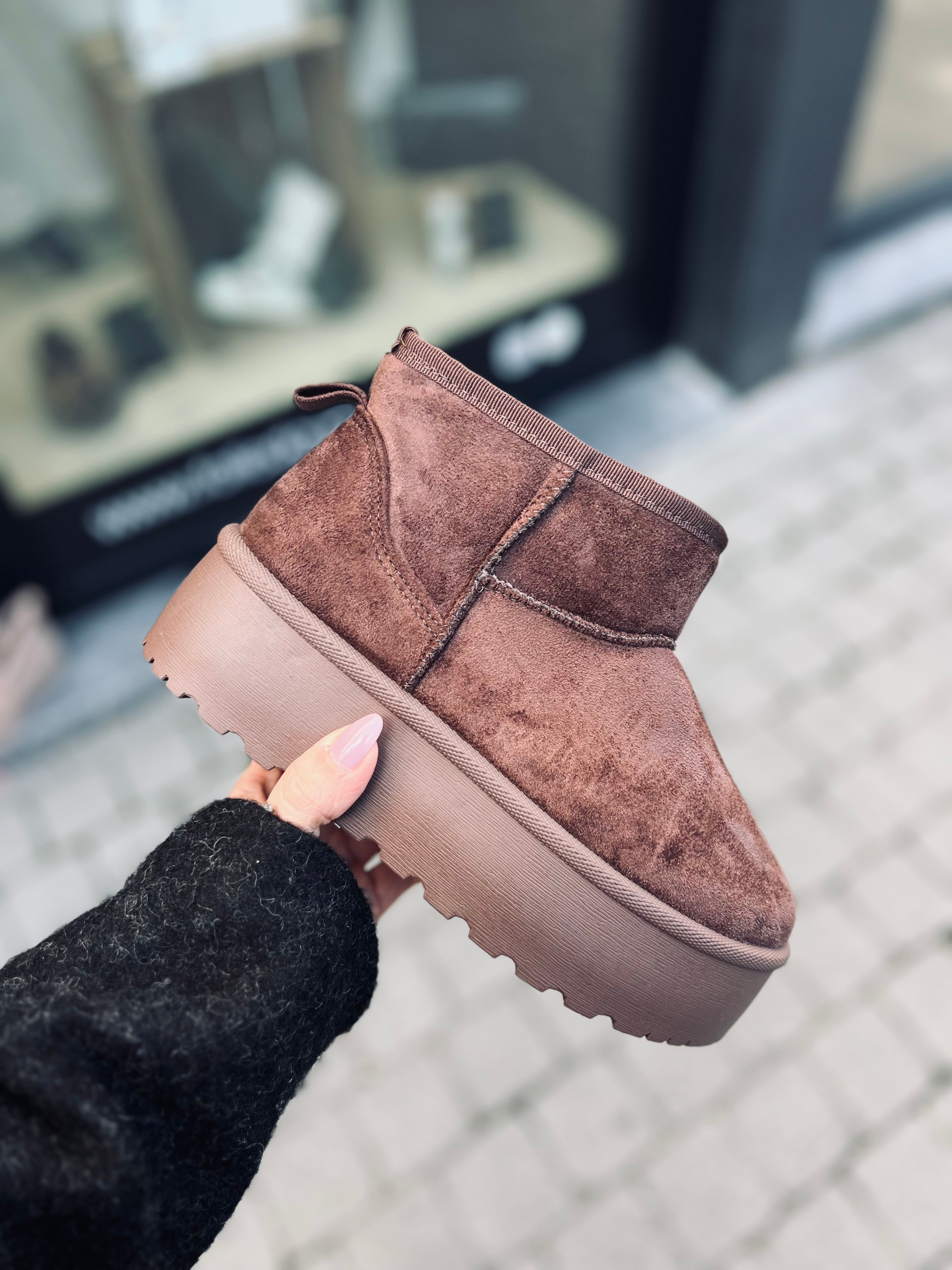Nos UGGS CLOUDY marron