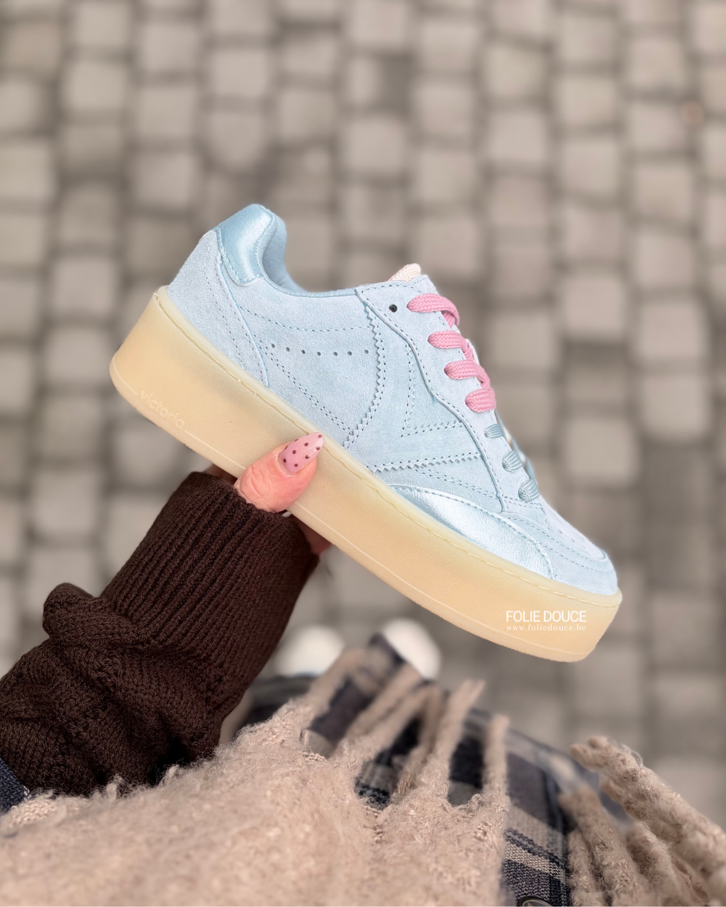 LES VICTORIA AZUL