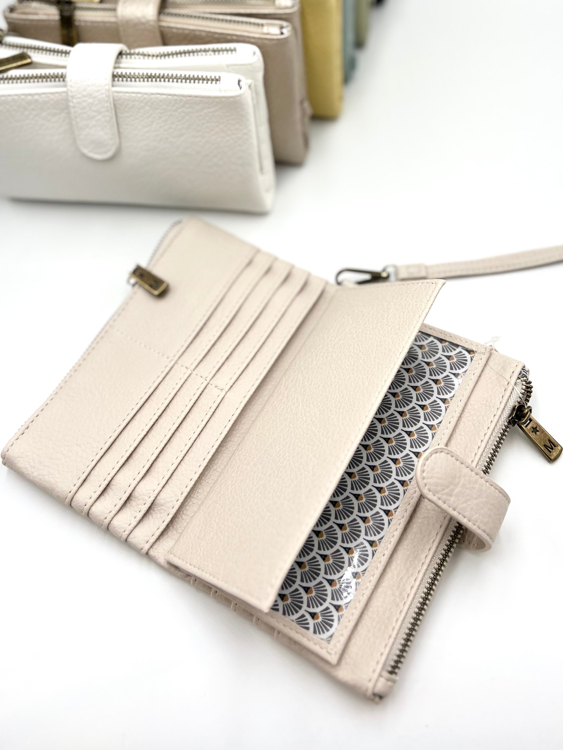 LE PORTEFEUILLE FLAVIA