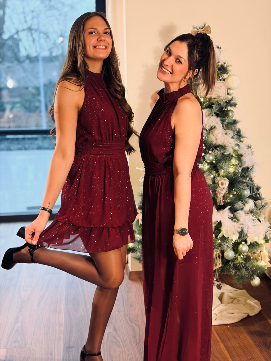 Notre robe courte MARIA bordeaux