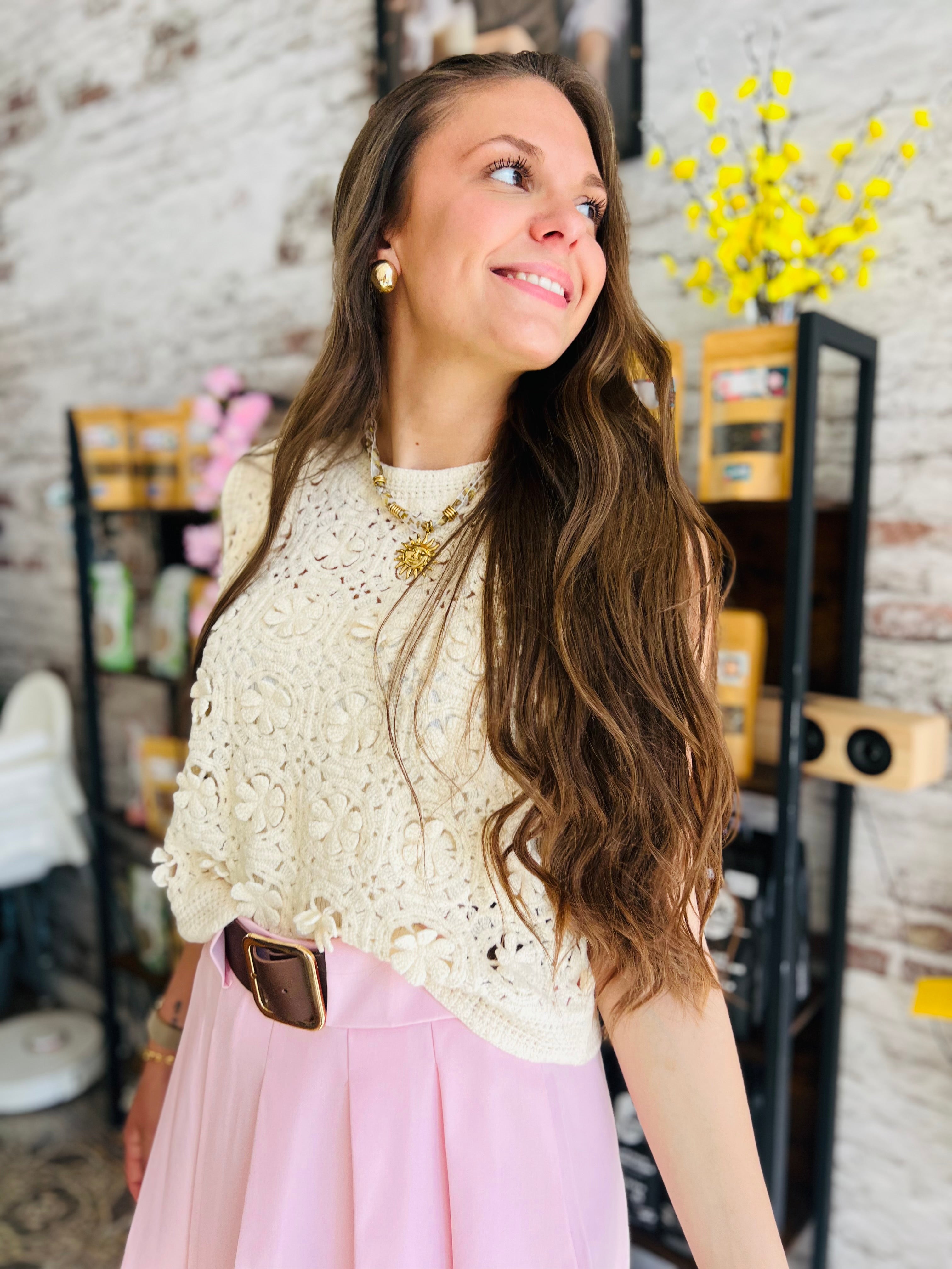LA BLOUSE BELLY