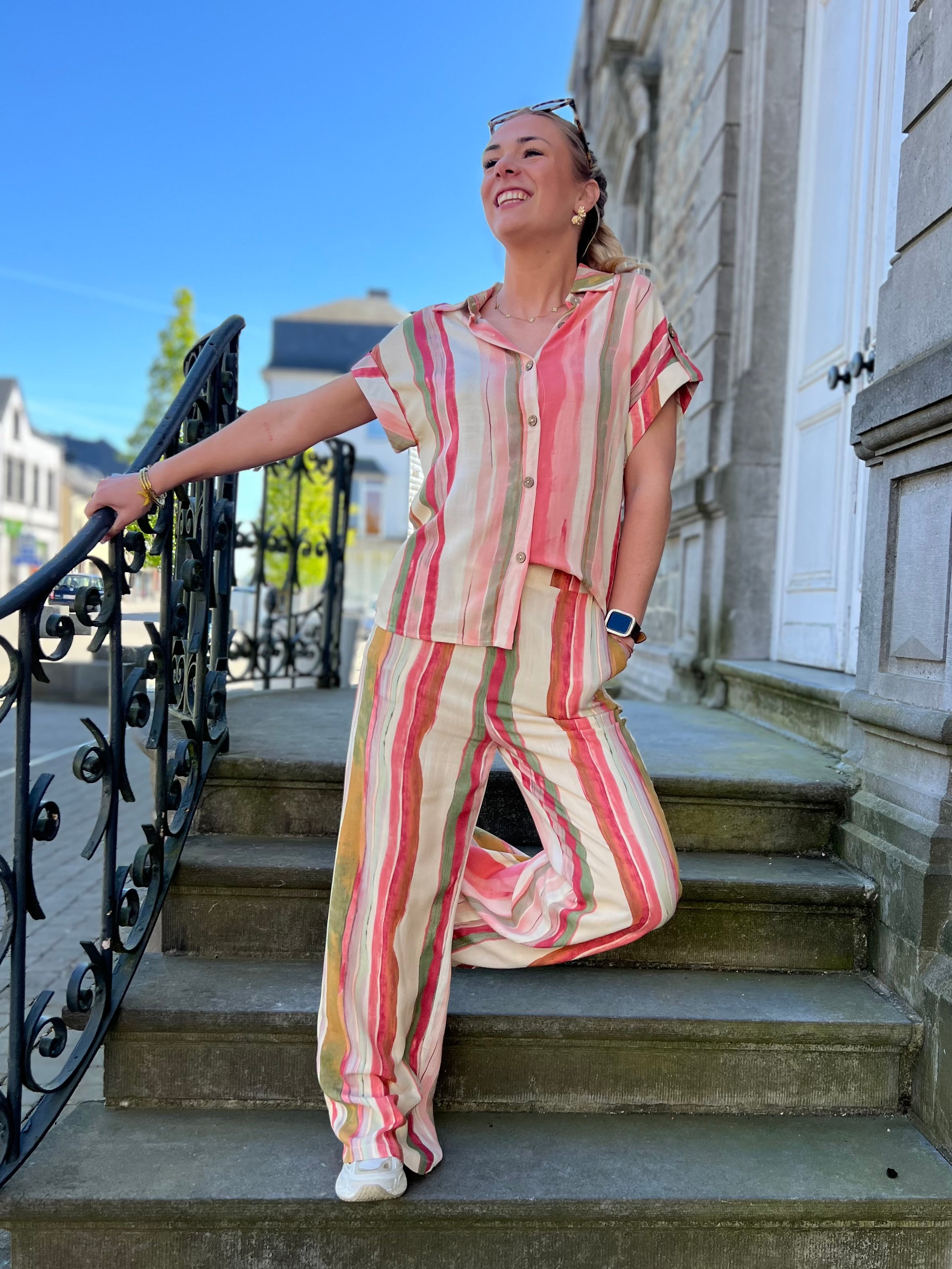 LA BLOUSE AURORE