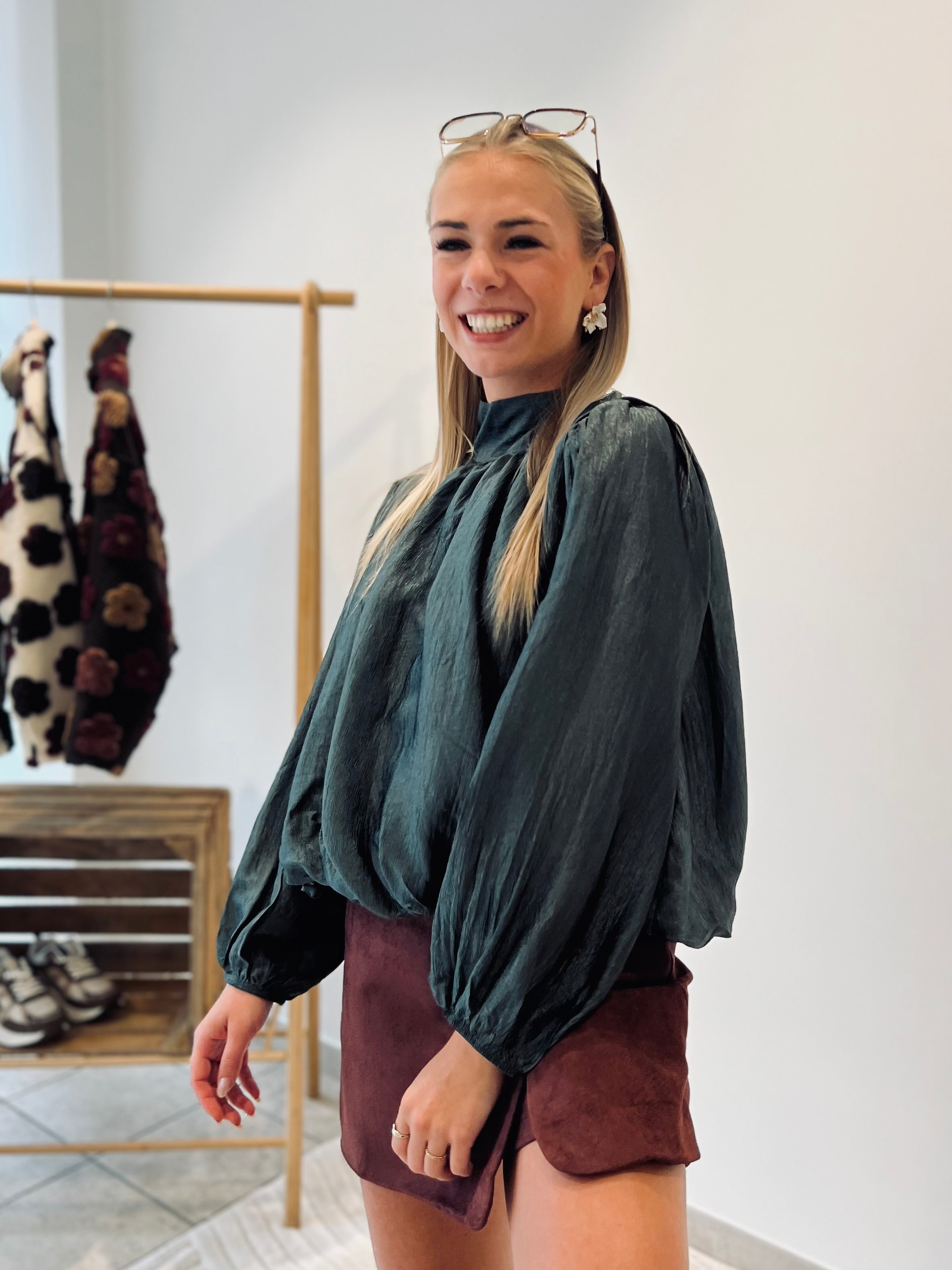 LA BLOUSE ADÈLE