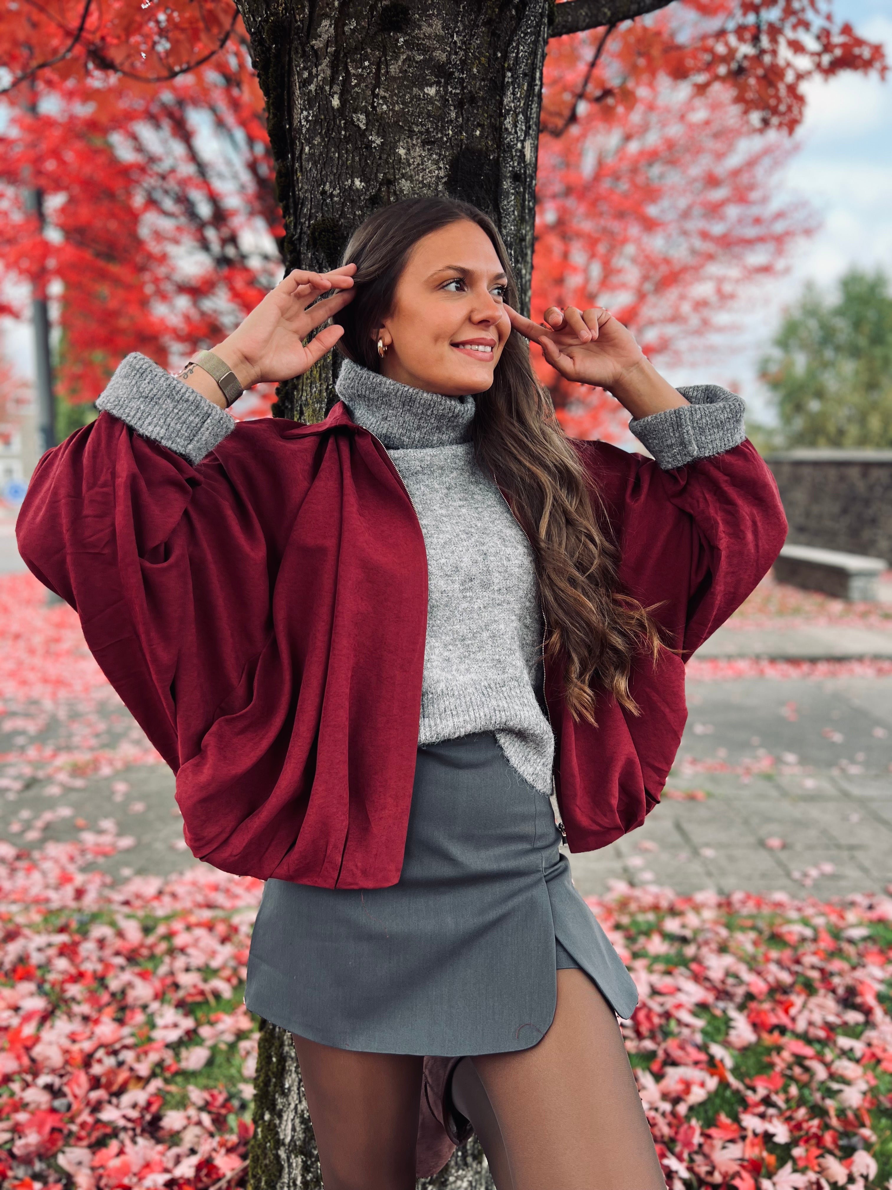 Notre veste oversize AÏA bordeaux