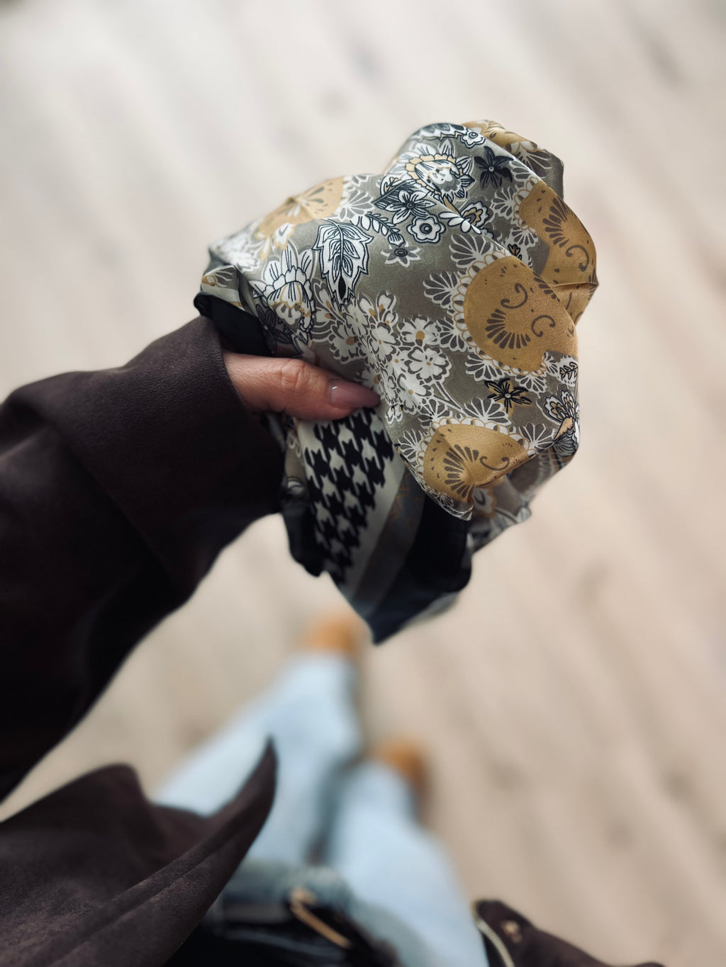 Notre foulard ALBA ocre